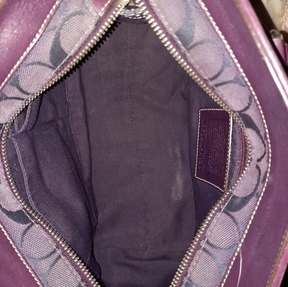 Coach - Picture 5 of 10